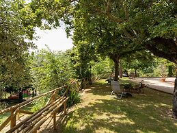 Apartment in Umbria Near Majestic Mountains