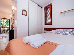 Apartment in Posedarje by the Beach