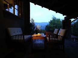 Mansion in Langhe Hills With Pool