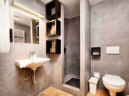 Group Villa With Pool & Sauna