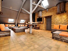 Group Villa With Pool & Sauna