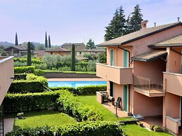 Lazise Lakeside Haven Retreat