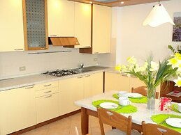 Lazise Lakeside Haven Retreat