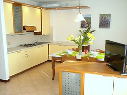 Lazise Lakeside Haven Retreat