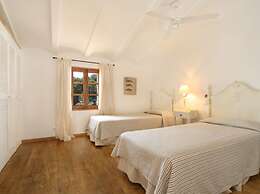 Poolside Villa Stay for Groups