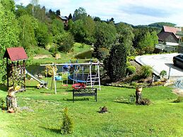Wohnung in Lichtenhain mit Teich