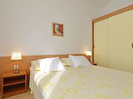 Modern Apartment With Private Pool in Maslenica