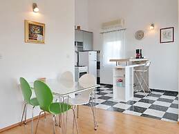 Modern Apartment With Private Pool in Maslenica