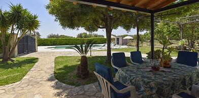 Country House in Selva With Private Pool