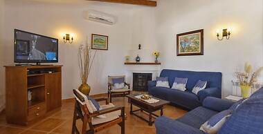 Country House in Selva With Private Pool