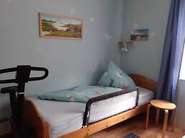 Sunny Holiday Apartment at the Forest Büdnerreihe
