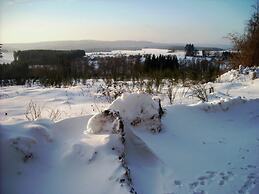 Beautiful Holiday Home in Redu With Whirlpool