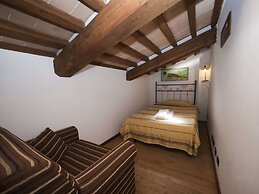 Mansion in Montefiascone Near Rocca dei Papi