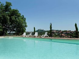 Mansion in Montefiascone Near Rocca dei Papi