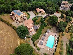 Mansion in Montefiascone Near Rocca dei Papi