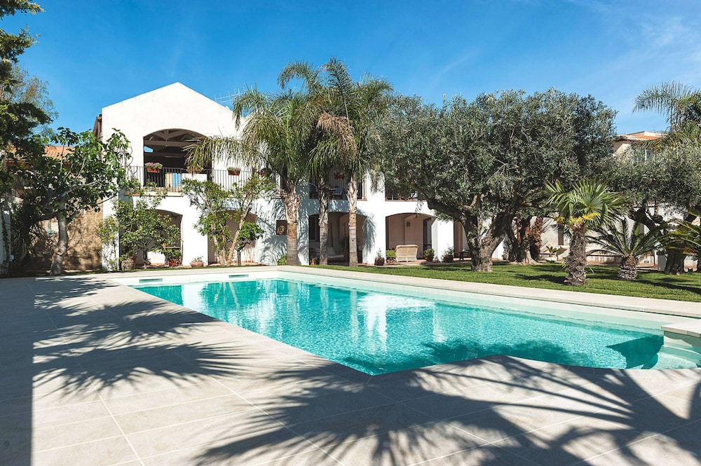 Holiday Home in Marsala Near Sandy Beach