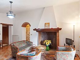 Charmante Home With Garden