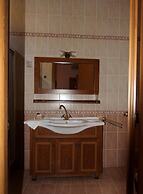 Polyxenia Hotel