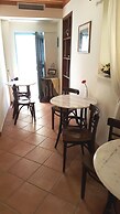 Polyxenia Hotel