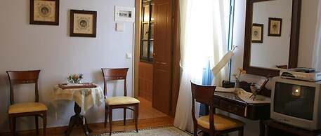 Polyxenia Hotel