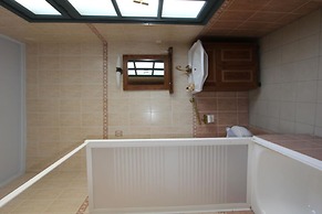 Polyxenia Hotel