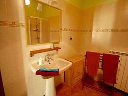 Farmhouse in Cagli With Pool & BBQ Fun