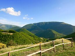 Farmhouse in Cagli With Pool & BBQ Fun