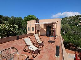 Mansion in Capo Vaticano Near the Beach