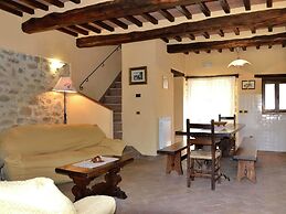 Holiday Home in Tuscany With Pool & Views