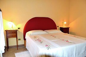 Holiday Home in Tuscany With Pool & Views