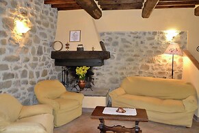 Holiday Home in Tuscany With Pool & Views