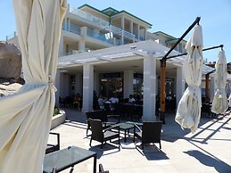 Apartment With Terrace for 4 People