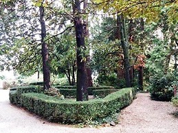 Venice Region Castle With Garden Views