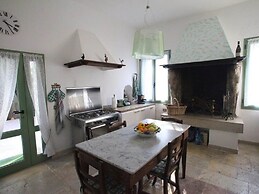 Venice Region Castle With Garden Views