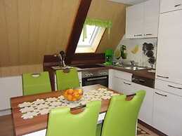 Charming Flat in Sebnitz With Garden