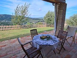 Tranquil Hilltop Cottage