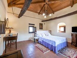 Holiday Home in Stilo With Pool & Views