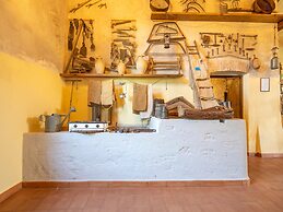 Holiday Home in Stilo With Pool & Views