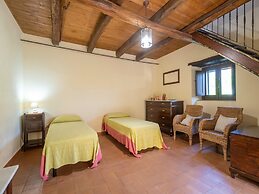 Holiday Home in Stilo With Pool & Views
