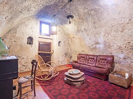 Holiday Home in Stilo With Pool & Views
