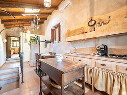 Holiday Home in Stilo With Pool & Views