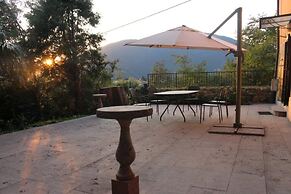 Castle in Romano D'ezzelino With Garden