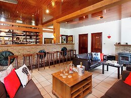 Group Getaway With Sauna