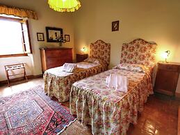 Apartment in Pergine Valdarno With Pool