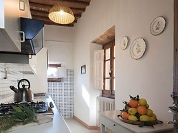 Apartment in Pergine Valdarno With Pool