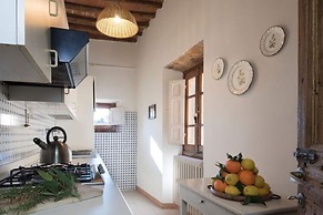 Apartment in Pergine Valdarno With Pool