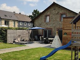 Home in Ovifat With Sauna