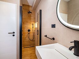 Modern Home in Quiet Pristeg