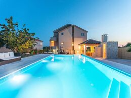 Modern Home in Quiet Pristeg