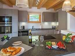 Chalet Heremence Near Les 4 Vallees Ski Area
